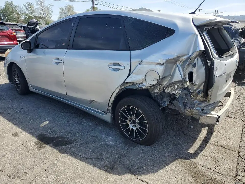 2013 TOYOTA PRIUS V TWO  