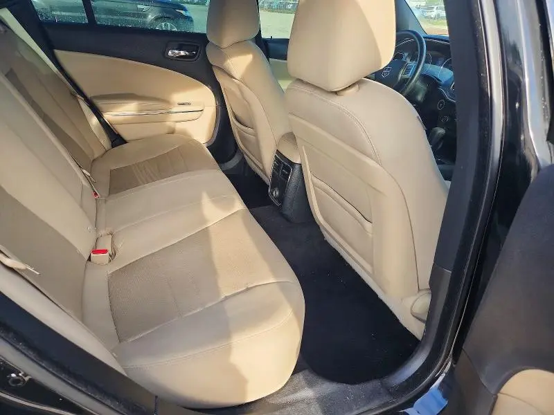 2014 DODGE CHARGER SE  