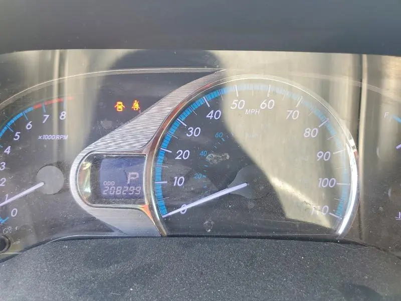 2013 TOYOTA SIENNA LIMITED 7-PASSENGER  