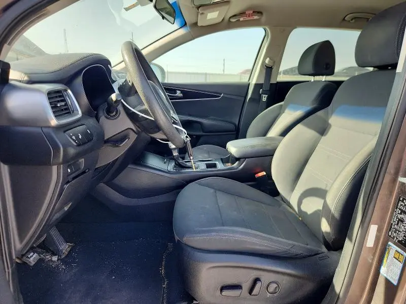 2019 KIA SORENTO LX V6  