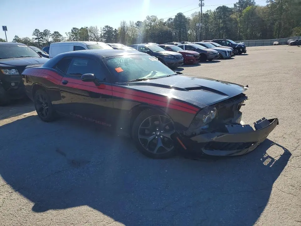 2020 DODGE CHALLENGER SXT  