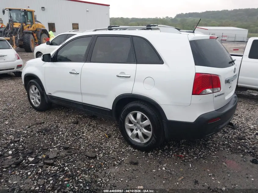 2013 KIA SORENTO LX V6