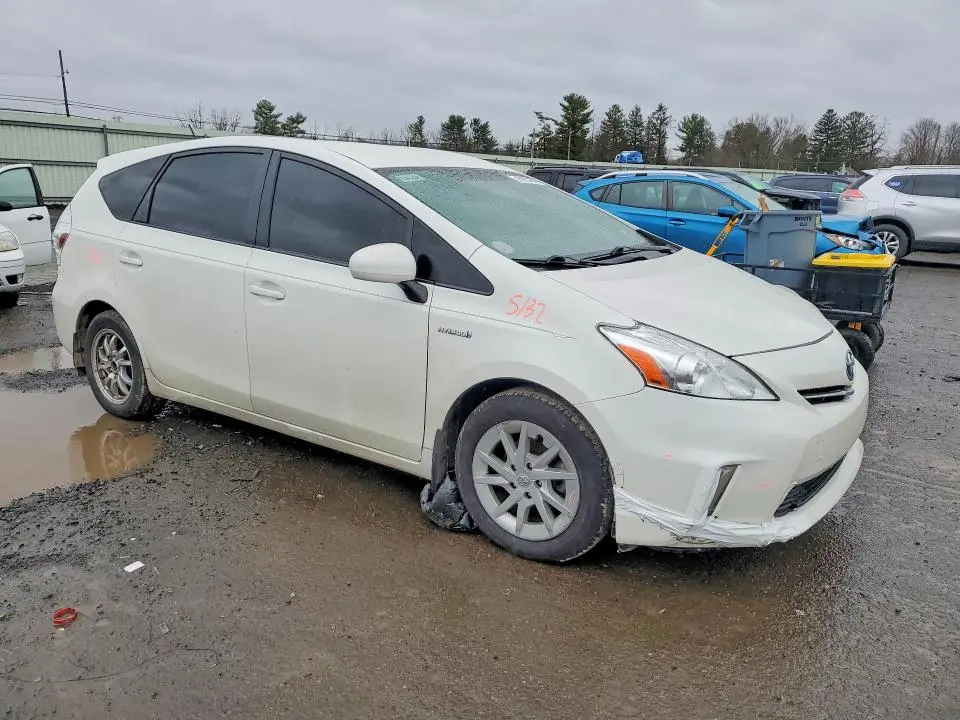 2012 TOYOTA PRIUS V THREE  