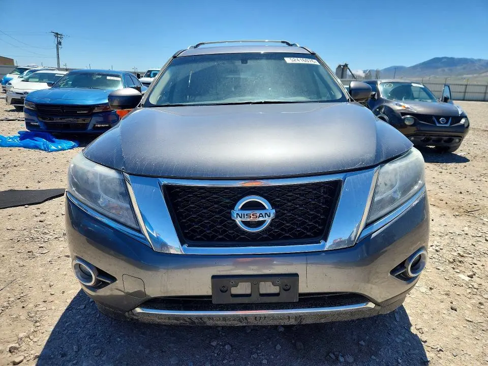 2015 NISSAN PATHFINDER SL  