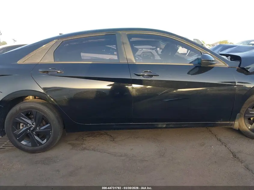 2023 HYUNDAI ELANTRA HYBRID BLUE