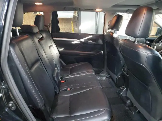 2014 TOYOTA HIGHLANDER XLE  