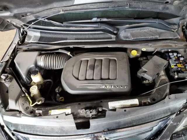 2012 VOLKSWAGEN ROUTAN SEL  