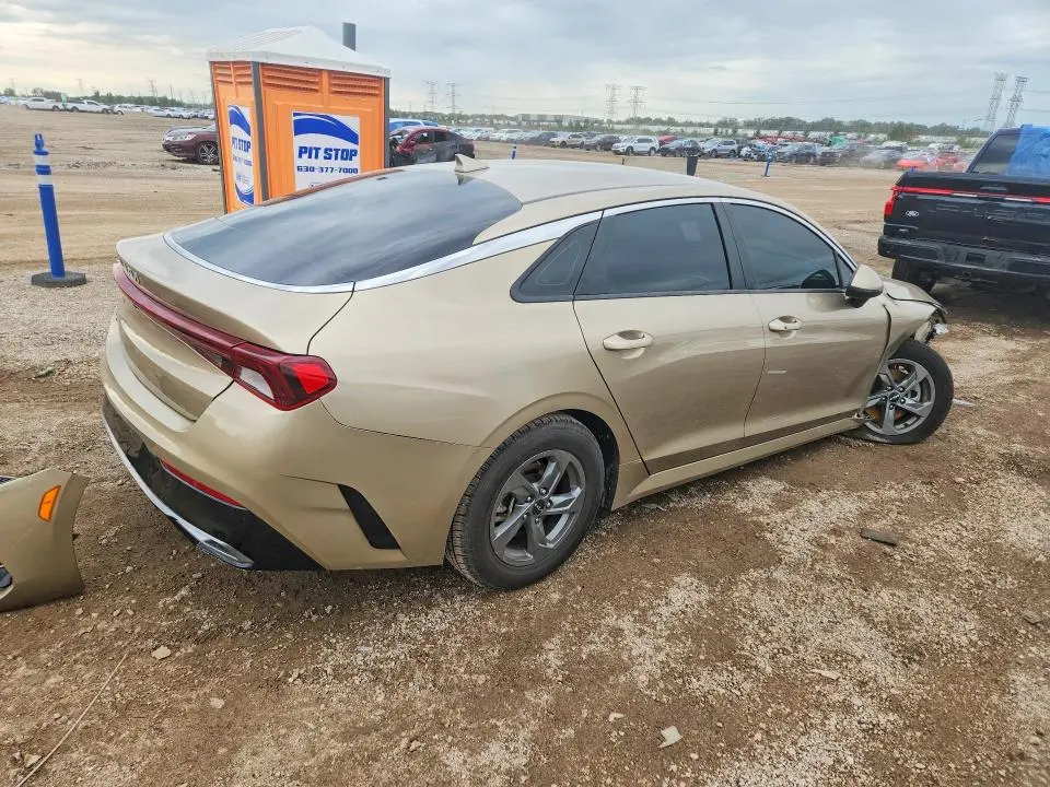 2022 KIA K5 LXS  