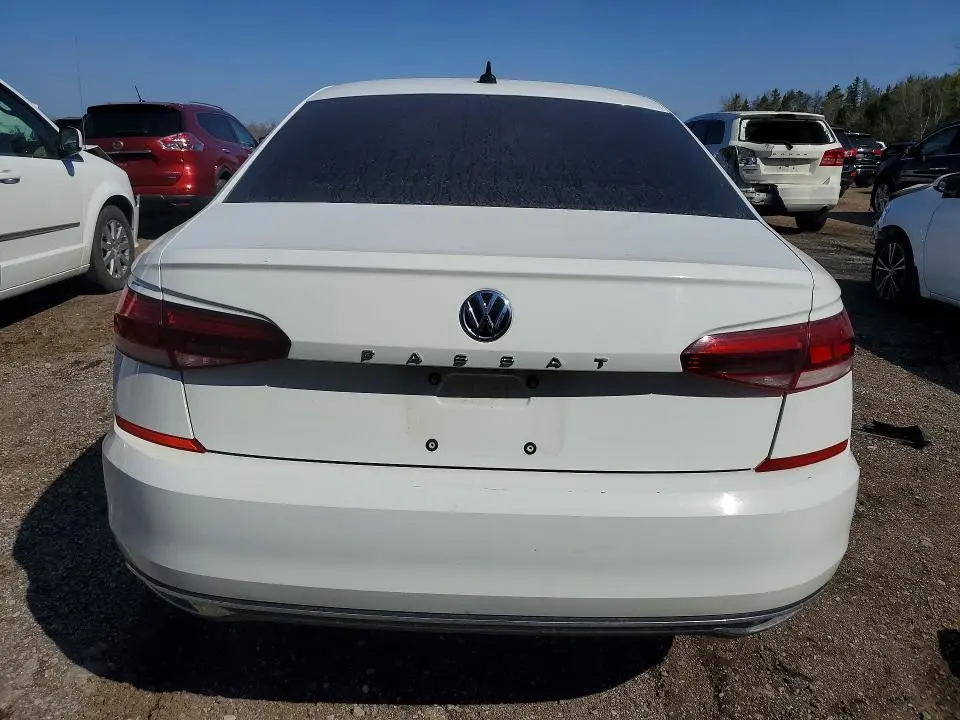 2021 VOLKSWAGEN PASSAT HIGHLINE  