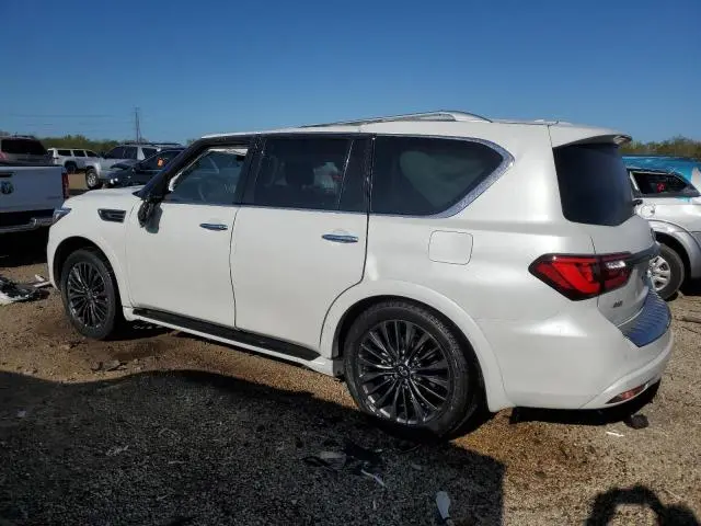 2023 INFINITI QX80 LUXE  