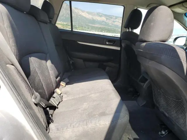 2010 SUBARU OUTBACK 2.5I PREMIUM  