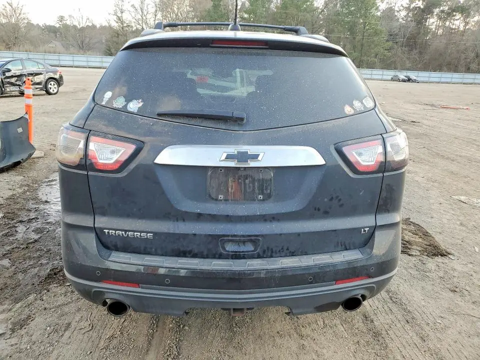 2017 CHEVROLET TRAVERSE LT  