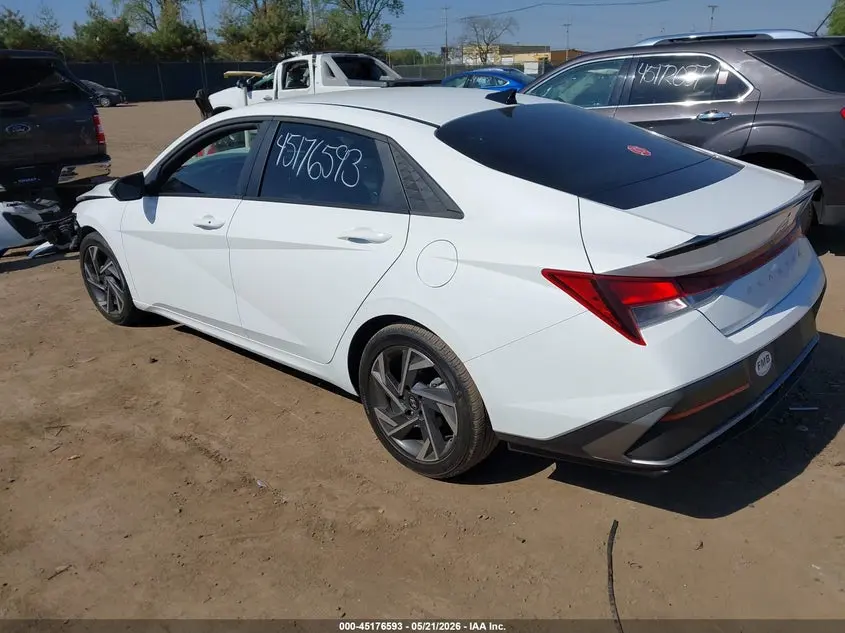 2025 HYUNDAI ELANTRA SEL SPORT