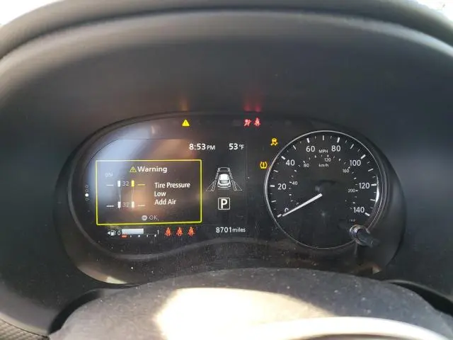 2024 NISSAN KICKS SV  