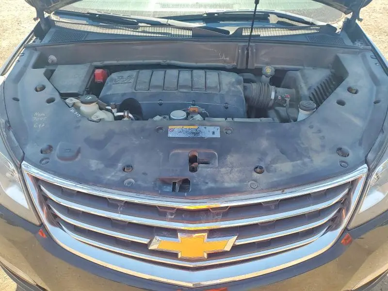 2016 CHEVROLET TRAVERSE LT  