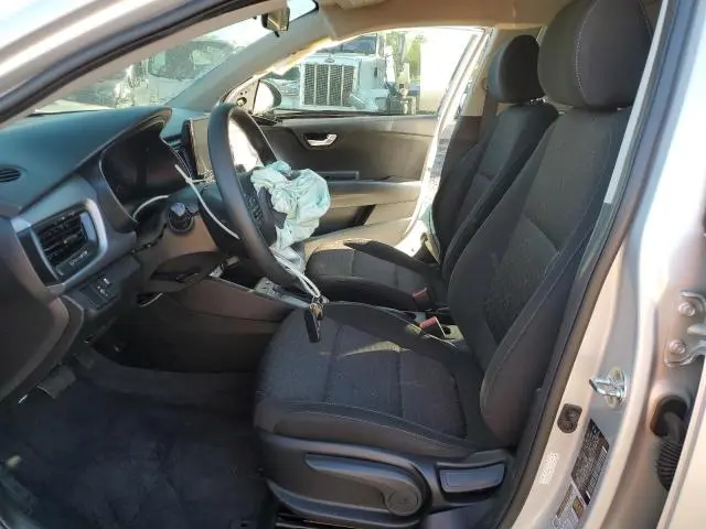 2022 KIA RIO LX  