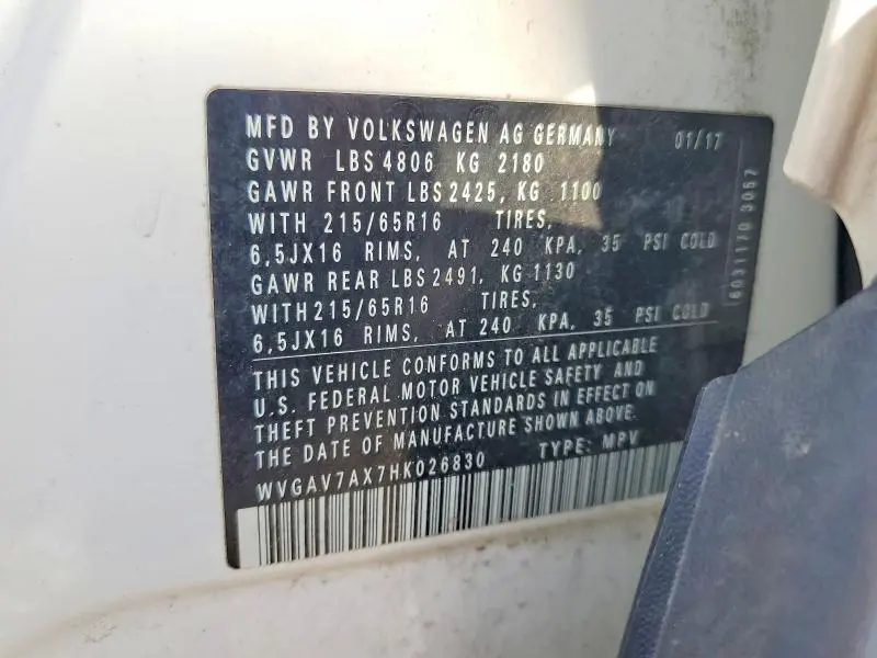 2017 VOLKSWAGEN TIGUAN S  