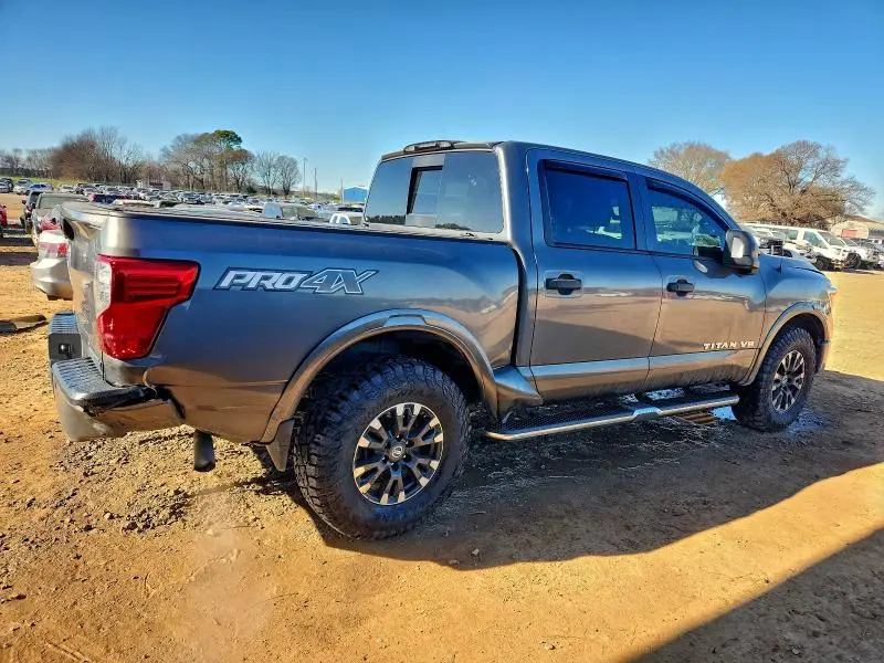 2019 NISSAN TITAN SV  