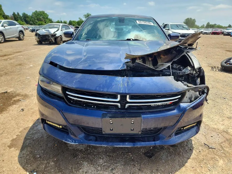 2015 DODGE CHARGER SE  
