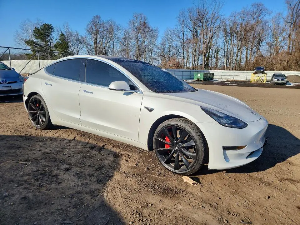 2020 TESLA MODEL 3   