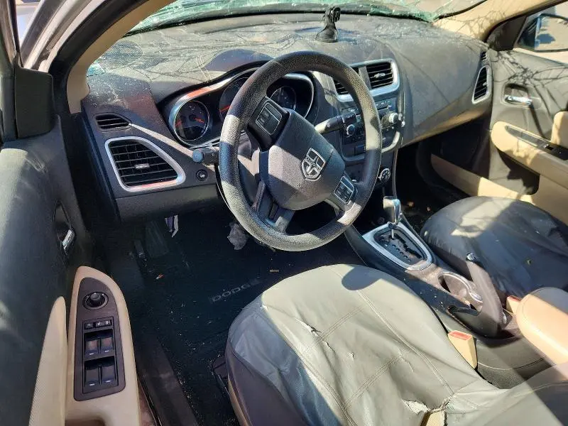2013 DODGE AVENGER SE  