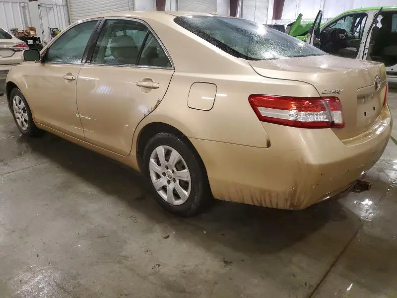 2010 TOYOTA CAMRY BASE  