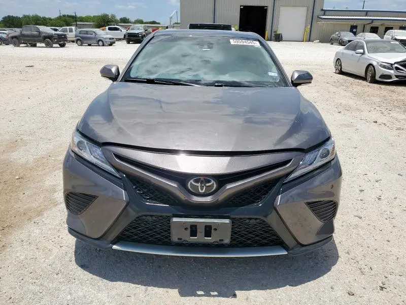 2018 TOYOTA CAMRY XSE
