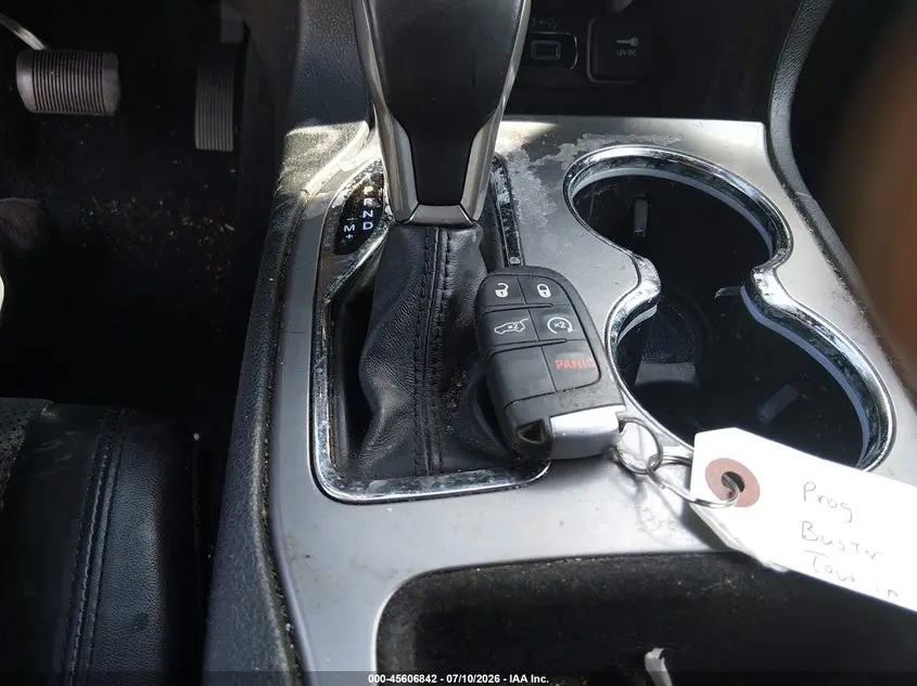2021 JEEP GRAND CHEROKEE LAREDO X 4X2
