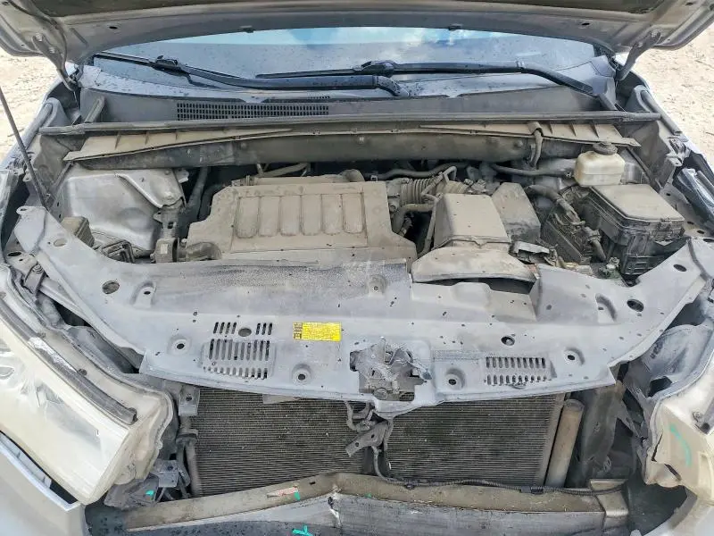 2014 TOYOTA HIGHLANDER LE PLUS  