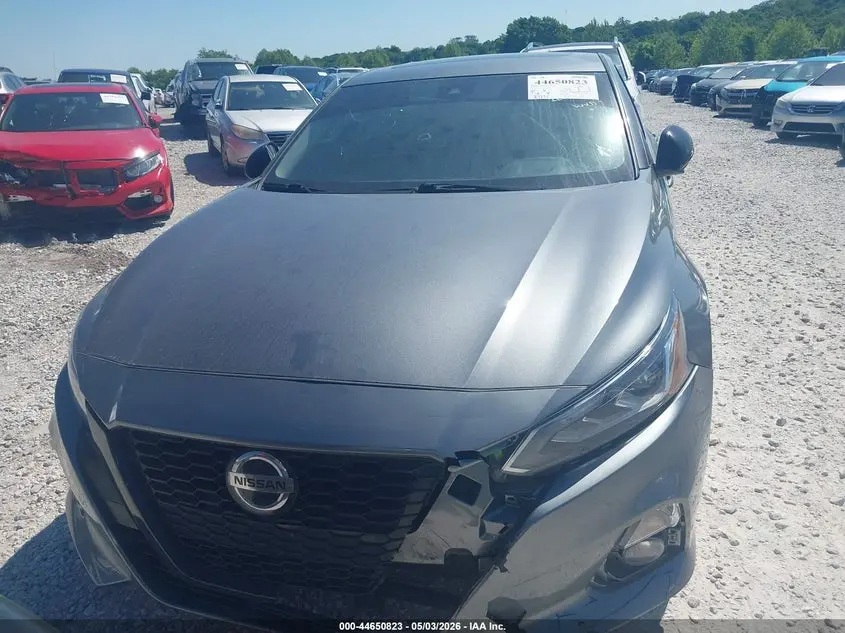 2022 NISSAN ALTIMA SR FWD