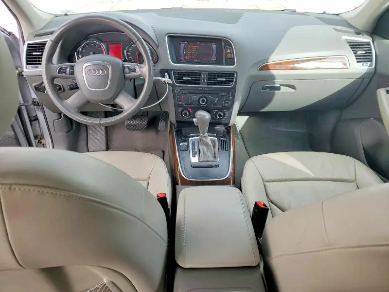 2010 AUDI Q5 PREMIUM PLUS  