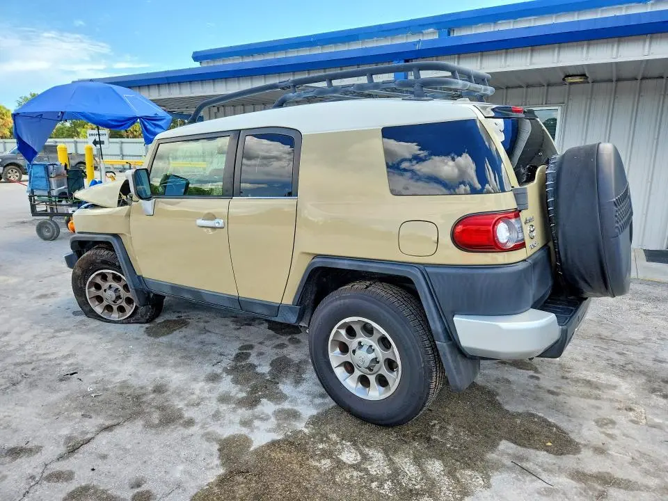 2012 TOYOTA FJ CRUISER BASE  
