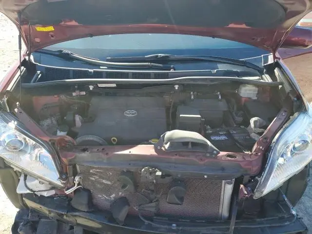 2015 TOYOTA SIENNA XLE  