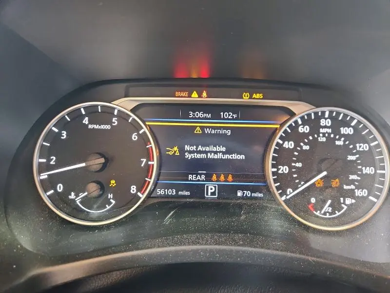 2021 NISSAN SENTRA SR  