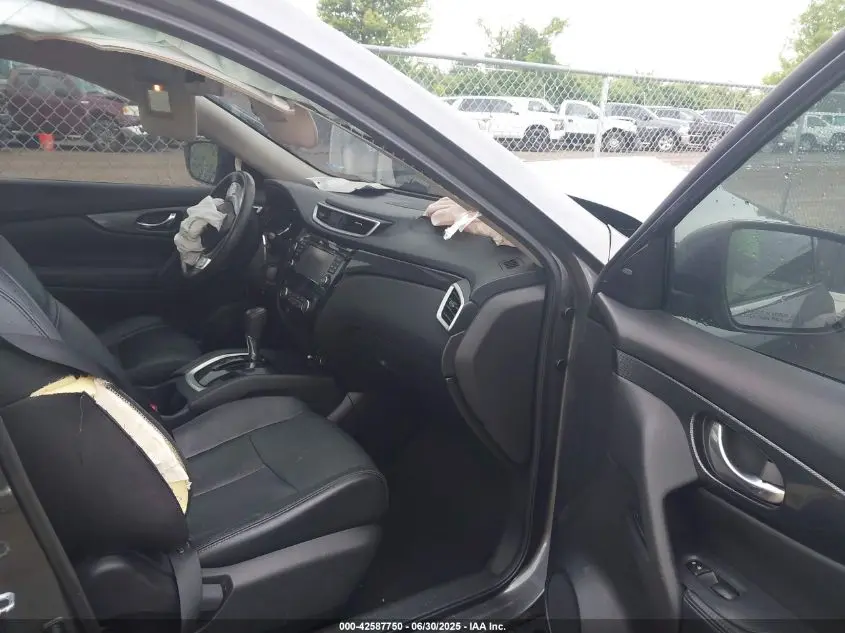 2015 NISSAN ROGUE SL