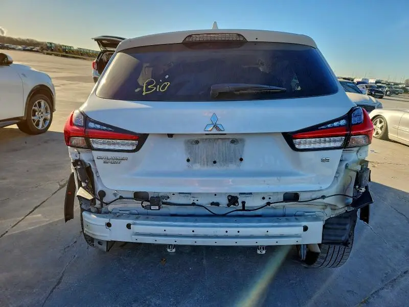 2021 MITSUBISHI OUTLANDER SPORT SE  