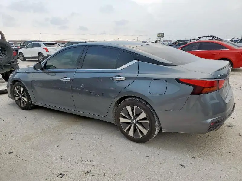 2020 NISSAN ALTIMA SL  