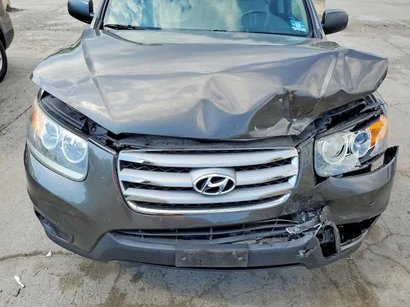 2012 HYUNDAI SANTA FE GLS  