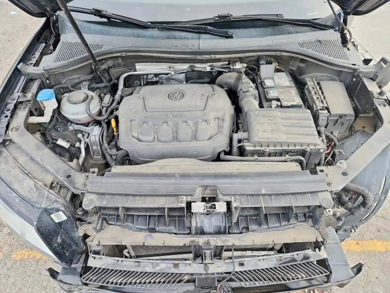 2020 VOLKSWAGEN TIGUAN SE  