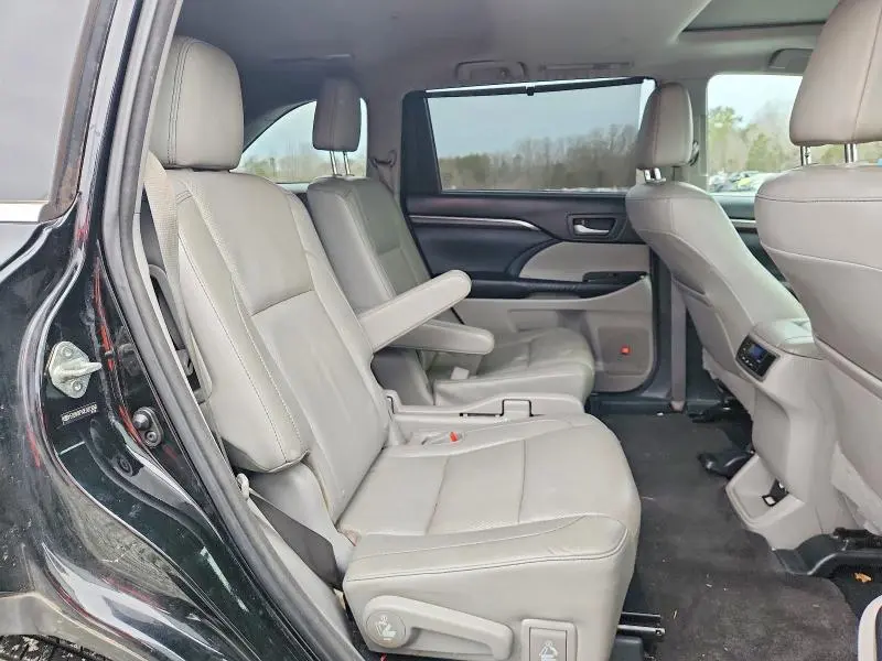 2014 TOYOTA HIGHLANDER LIMITED  