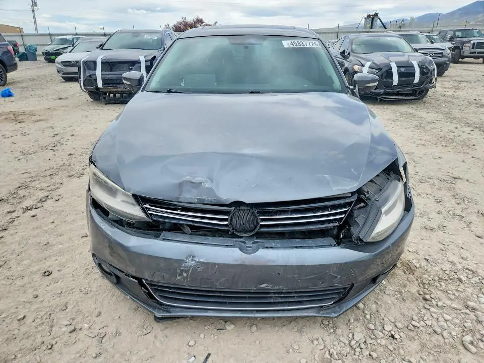 2013 VOLKSWAGEN JETTA TDI  
