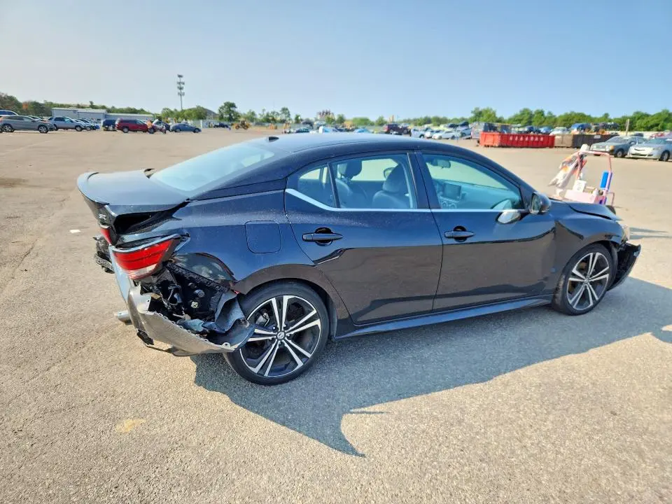 2023 NISSAN SENTRA SR  