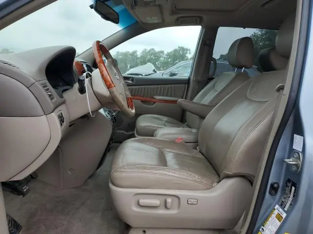 2010 TOYOTA SIENNA XLE  