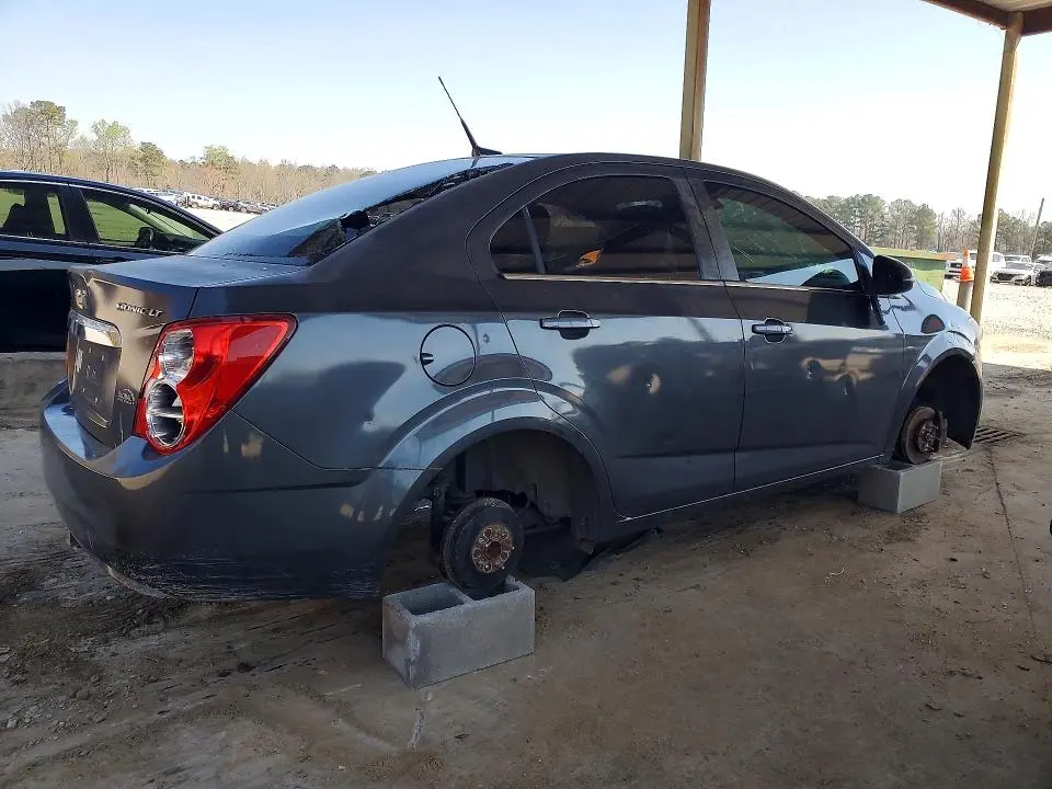 2013 CHEVROLET SONIC LT  