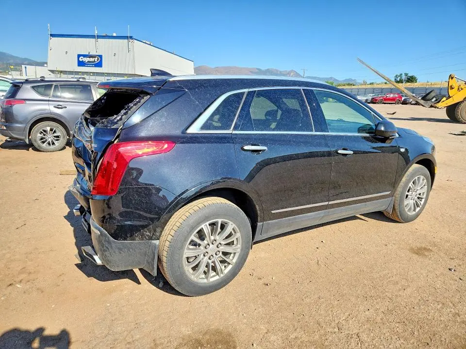 2017 CADILLAC XT5 LUXURY  