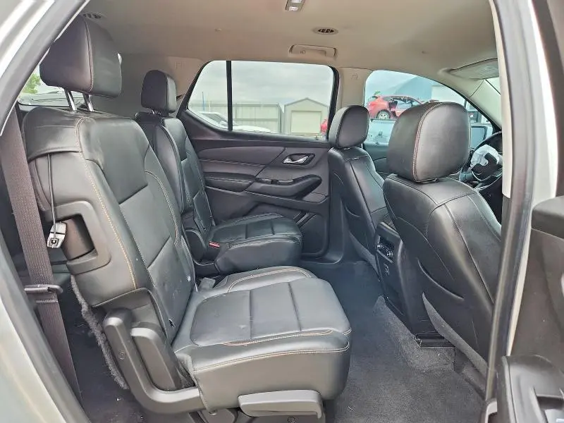 2019 CHEVROLET TRAVERSE LT  
