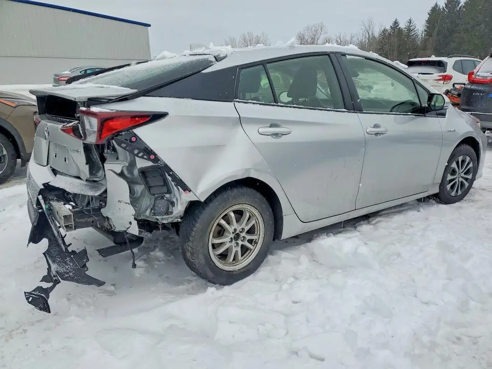 2020 TOYOTA PRIUS LE AWD-E  