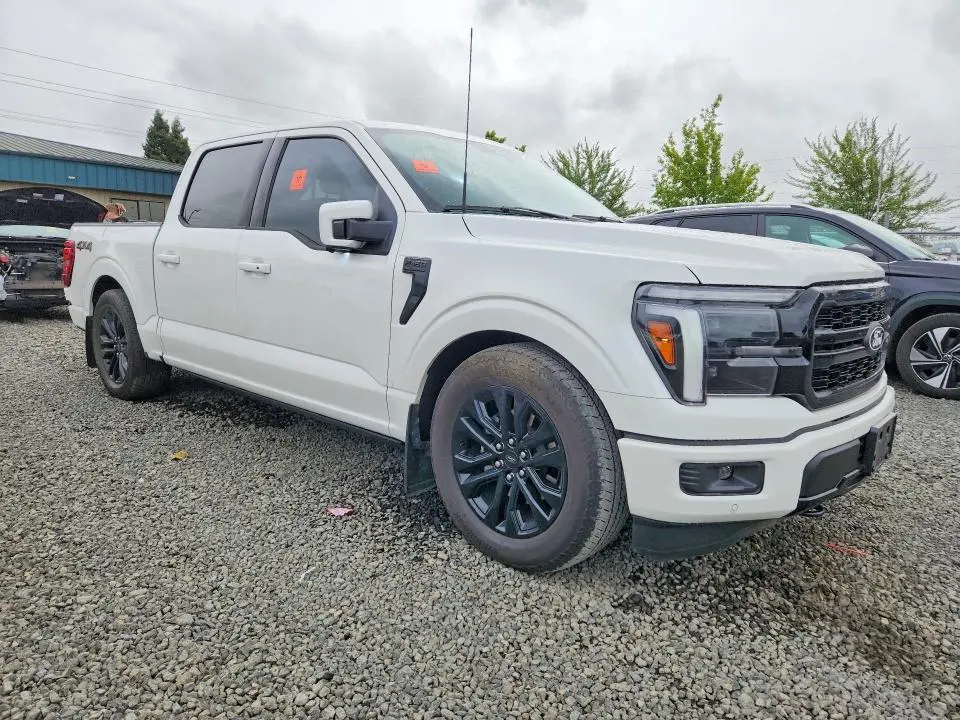 2025 FORD F150 LARIAT  