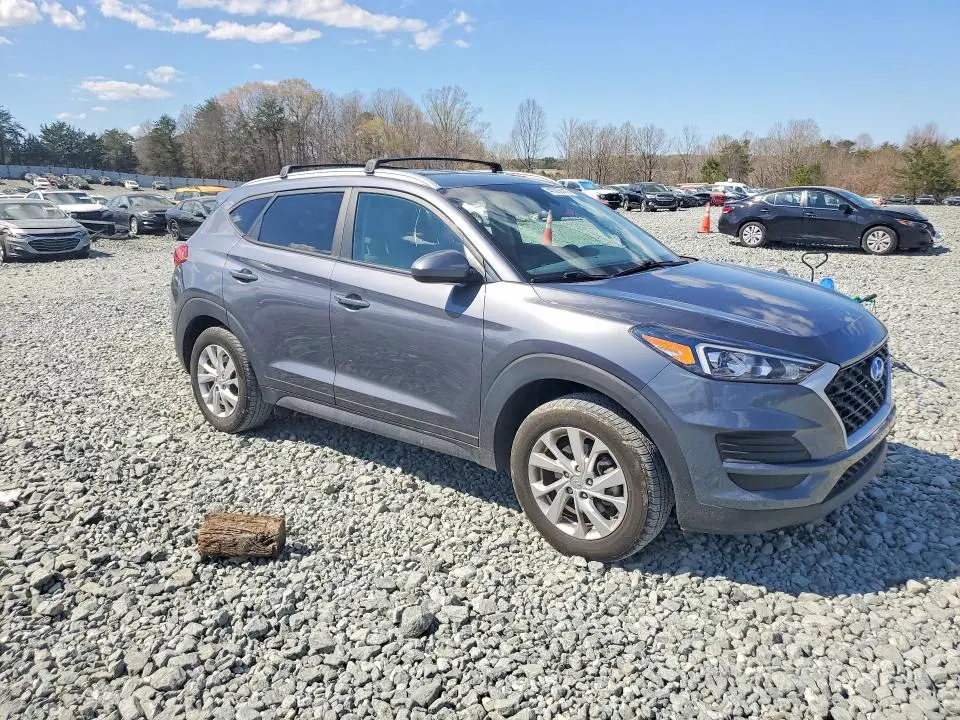 2021 HYUNDAI TUCSON   