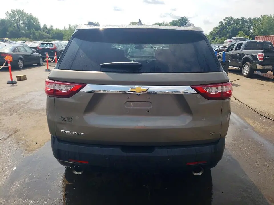 2020 CHEVROLET TRAVERSE LT  